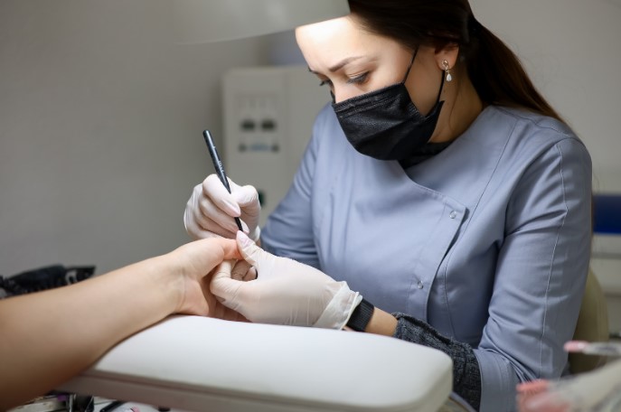 подставка для маникюра складная