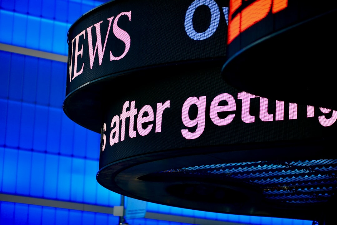 Що таке фейкові новини та як їх розпізнати: основні ознаки