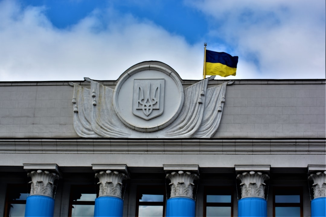 Топ-10 українських новинних порталів 2025: рейтинг і короткий огляд